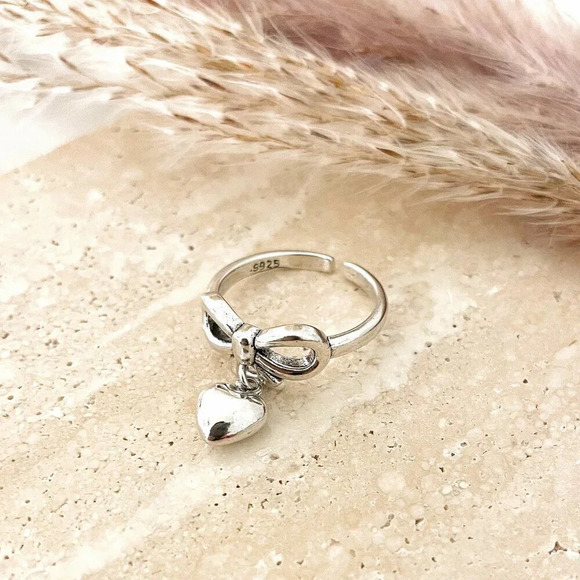 925 Sterling Silver Dangle Heart Ring Heart Charm Ring Minimalist Dainty Ring - Picture 9 of 10